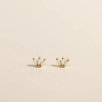 opal crown stud