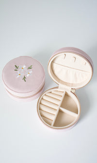 round velvet jewelry case